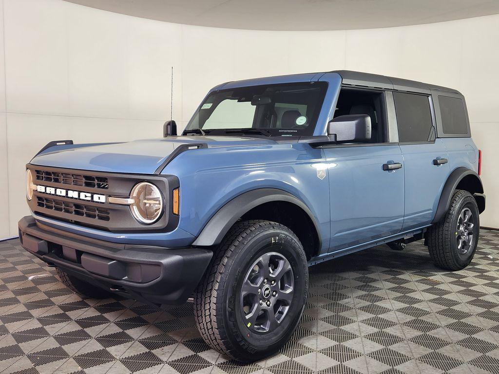 new 2025 Ford Bronco car, priced at $46,512