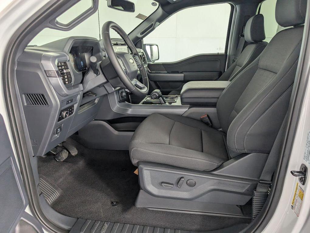 new 2025 Ford F-150 car, priced at $55,637