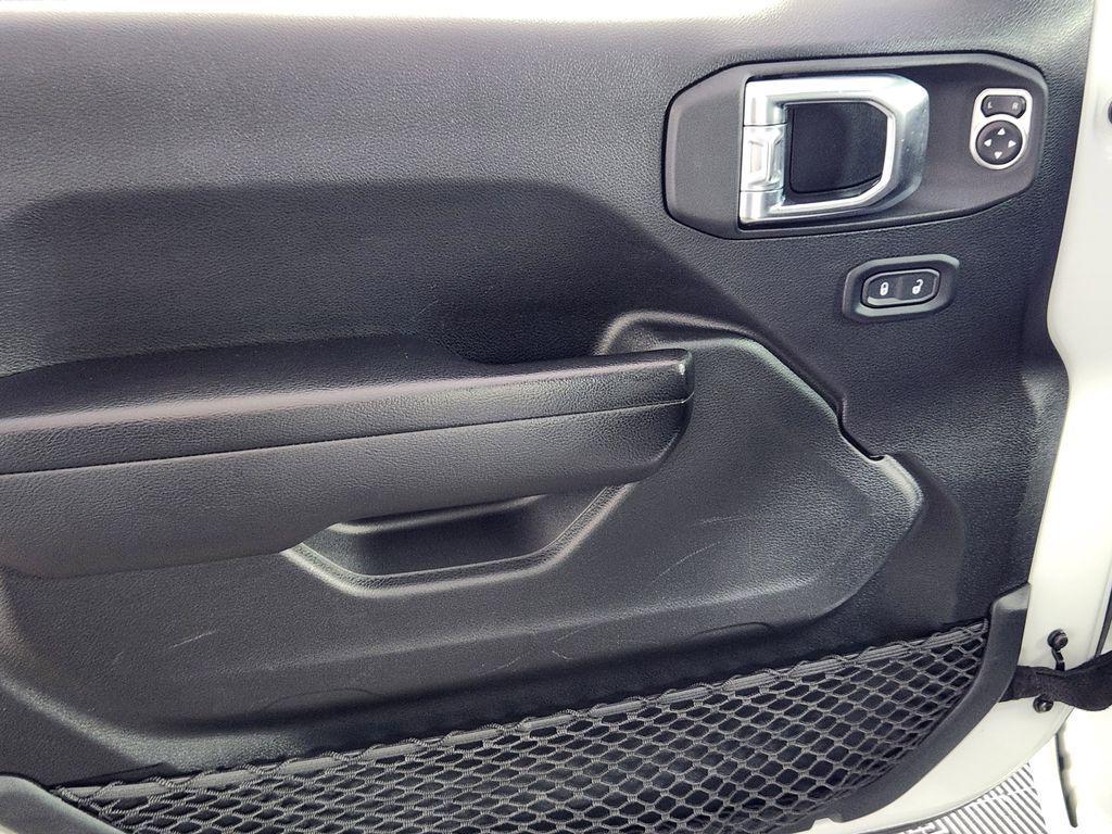 used 2021 Jeep Wrangler Unlimited car, priced at $25,330