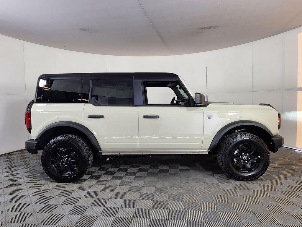 new 2025 Ford Bronco car, priced at $47,082