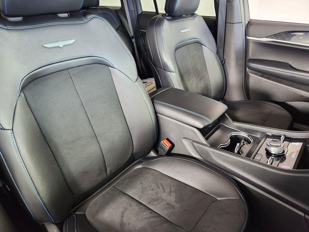 used 2025 Jeep Grand Cherokee 4xe car, priced at $42,895