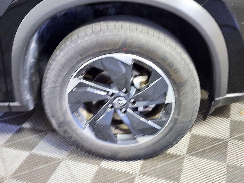 used 2025 Nissan Rogue car, priced at $21,299