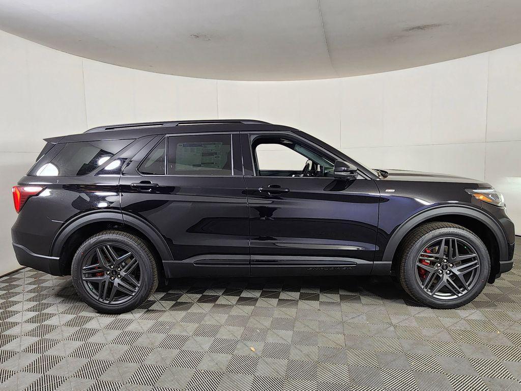 new 2025 Ford Explorer car, priced at $50,764