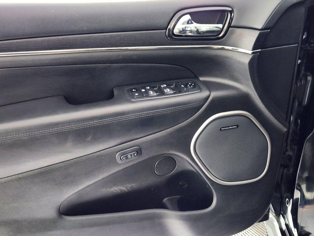 used 2021 Jeep Grand Cherokee car, priced at $23,276