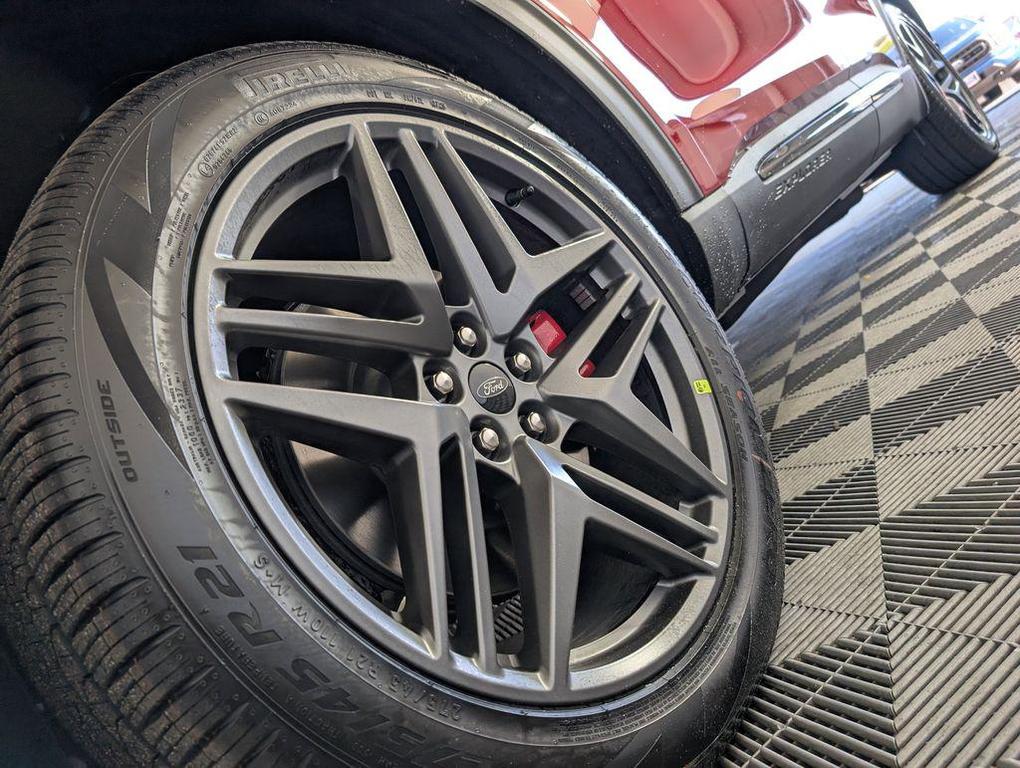 new 2025 Ford Explorer car, priced at $57,909