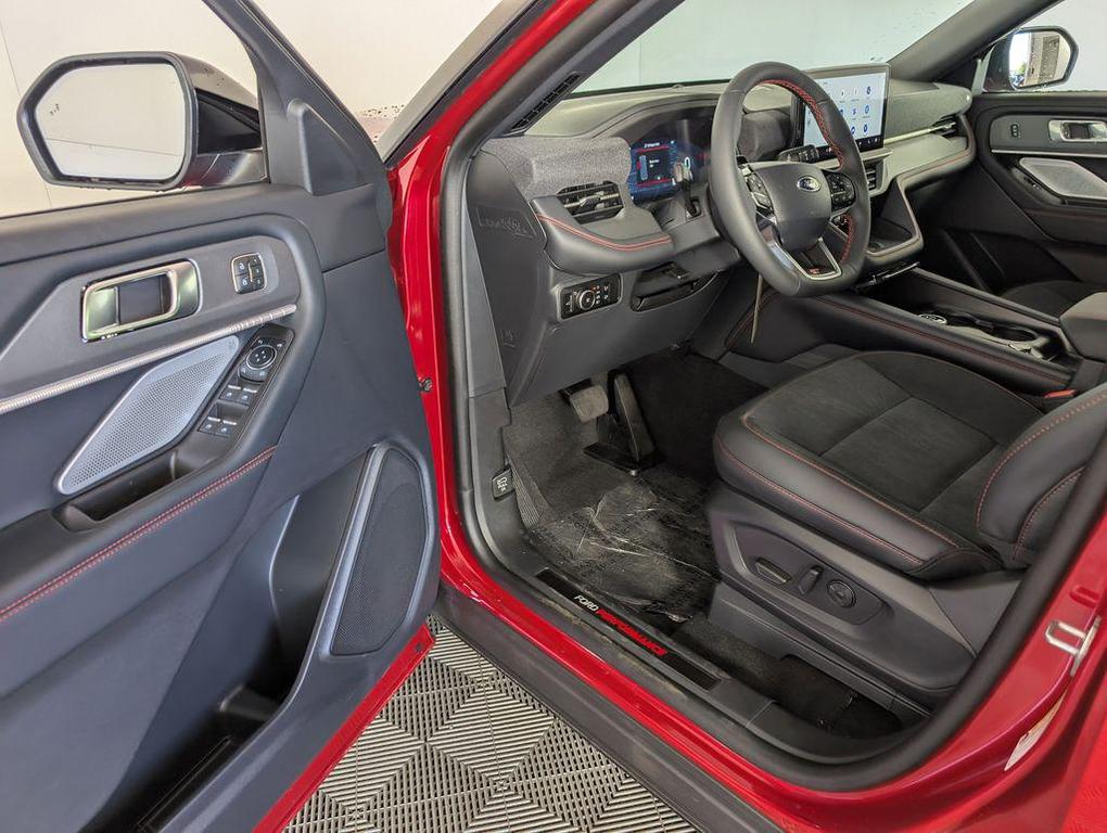 new 2025 Ford Explorer car, priced at $57,909
