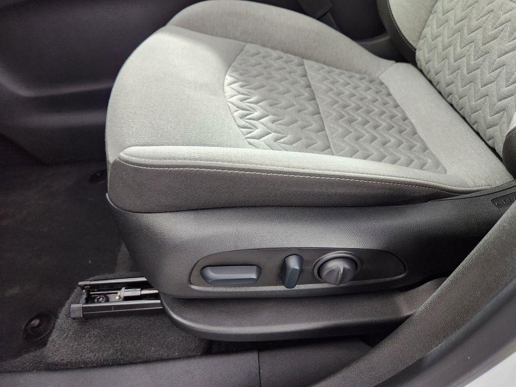 used 2023 Chevrolet Equinox car, priced at $19,599