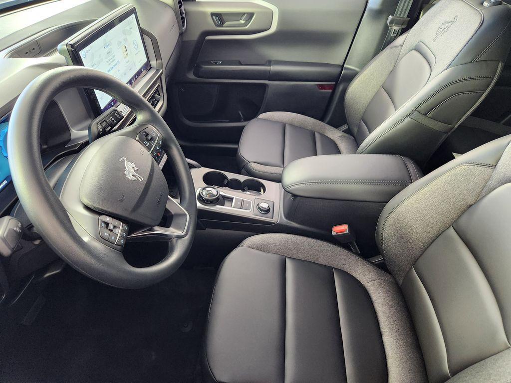 new 2025 Ford Bronco Sport car, priced at $31,976