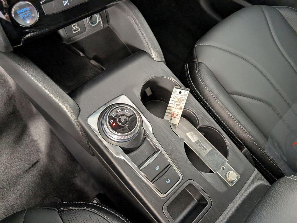 new 2025 Ford Escape PHEV car, priced at $35,589