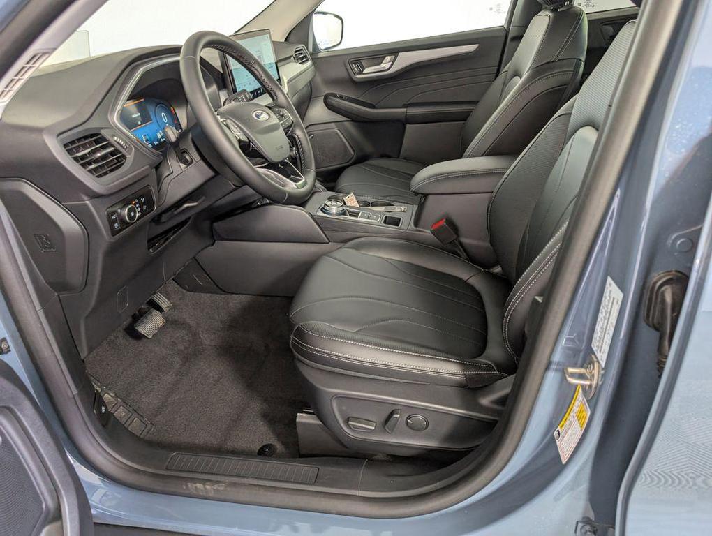 new 2025 Ford Escape PHEV car, priced at $35,589