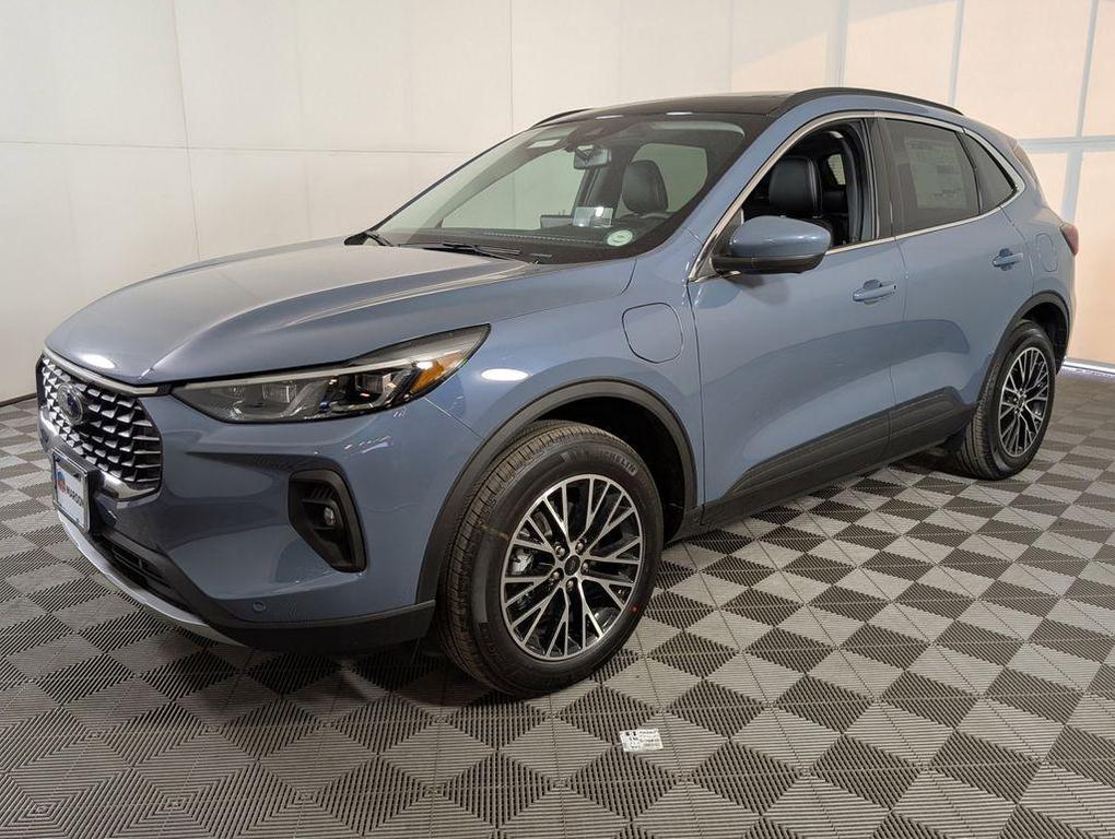 new 2025 Ford Escape PHEV car, priced at $35,589