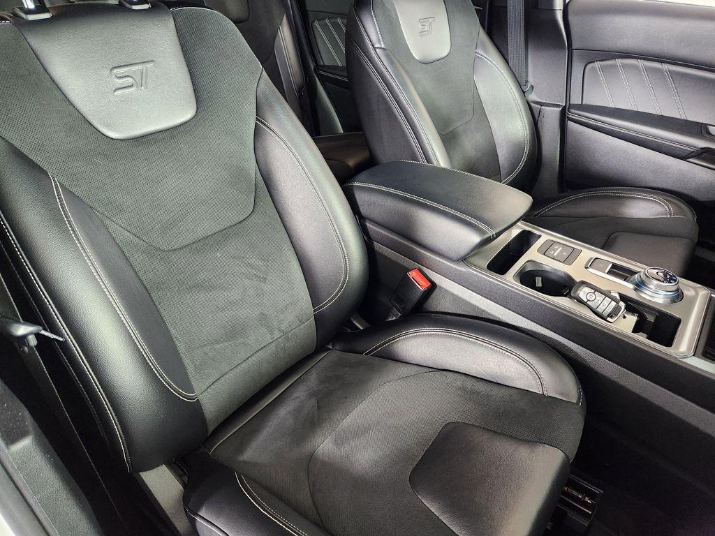 used 2022 Ford Edge car, priced at $29,192