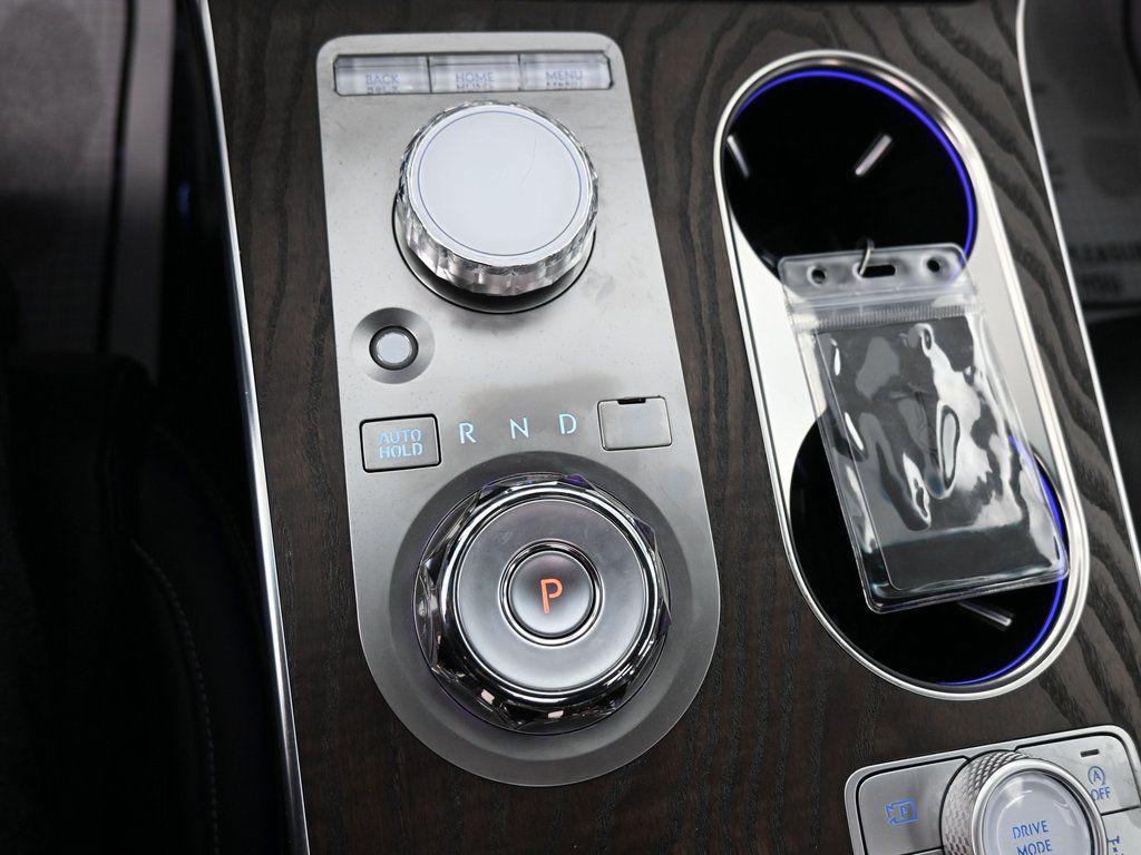 used 2025 Genesis GV80 car, priced at $47,499