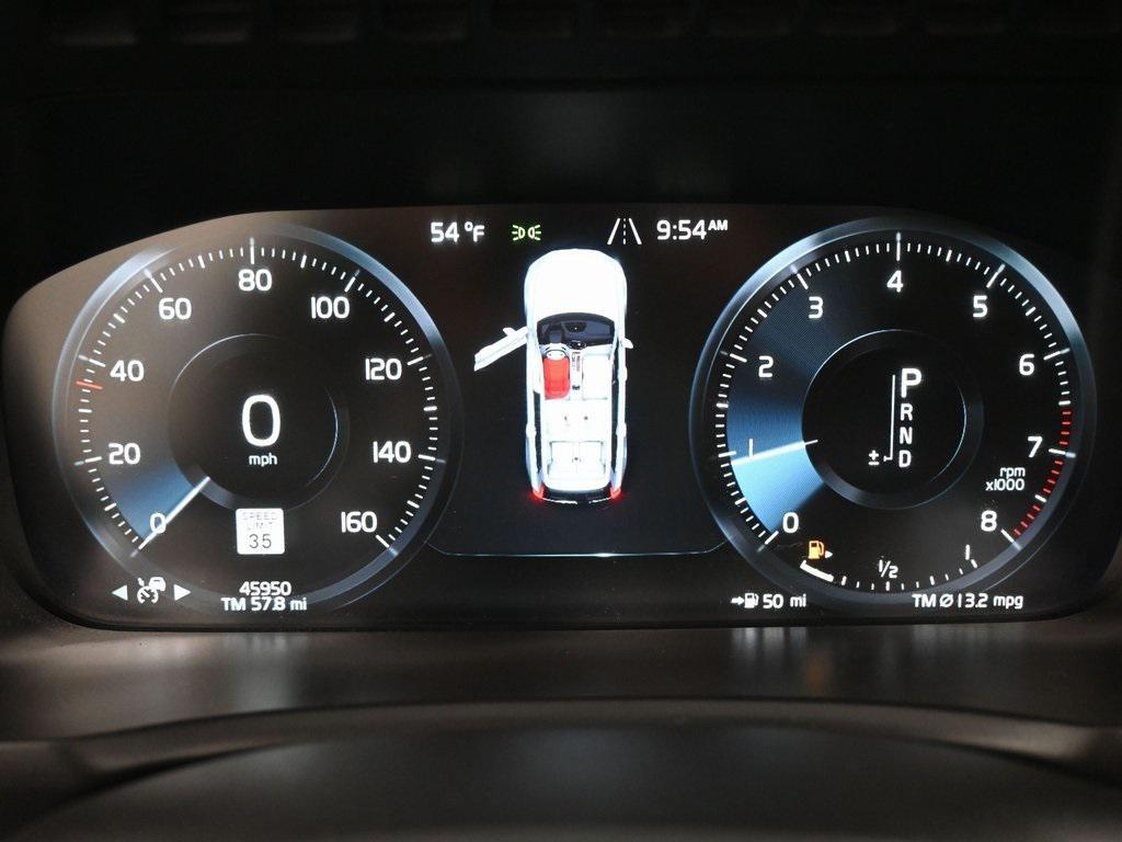 2020 Onyx Black Metallic Volvo XC90