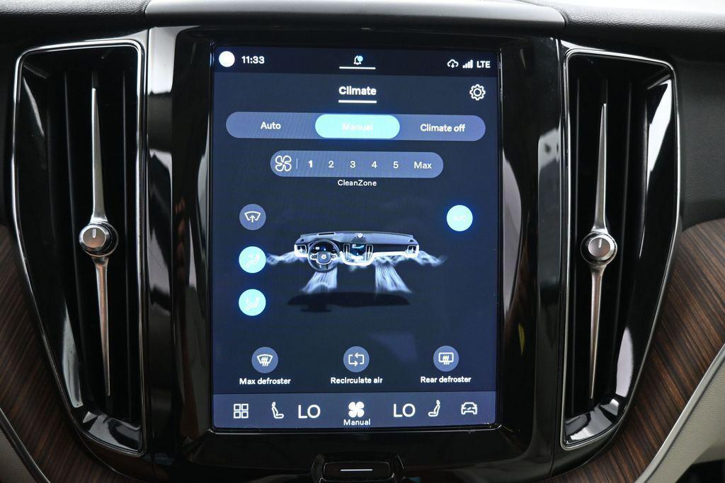 used 2022 Volvo XC60 car, priced at $26,298