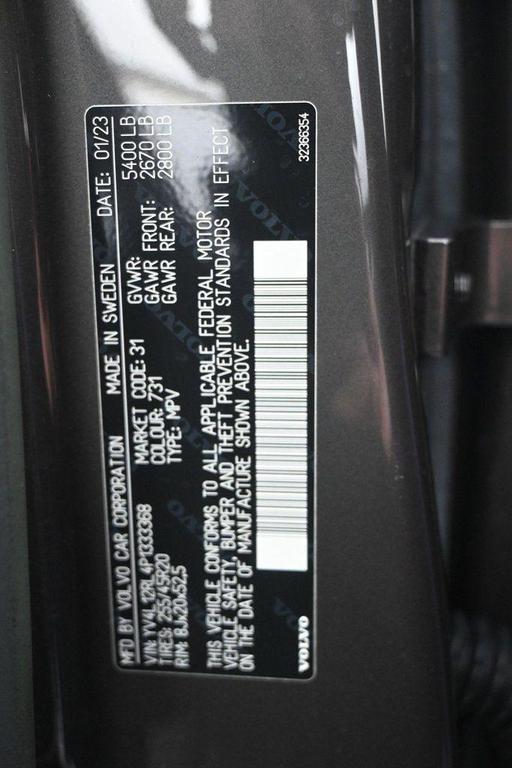 used 2023 Volvo XC60 car, priced at $28,999