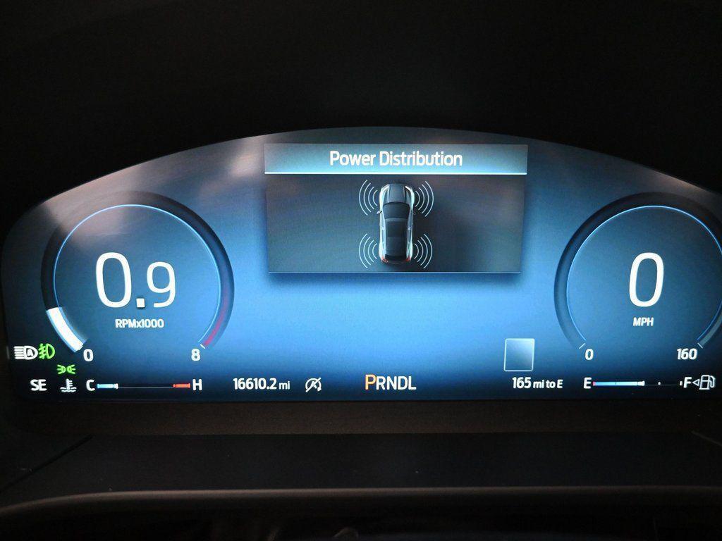 used 2025 Ford Escape car, priced at $25,999