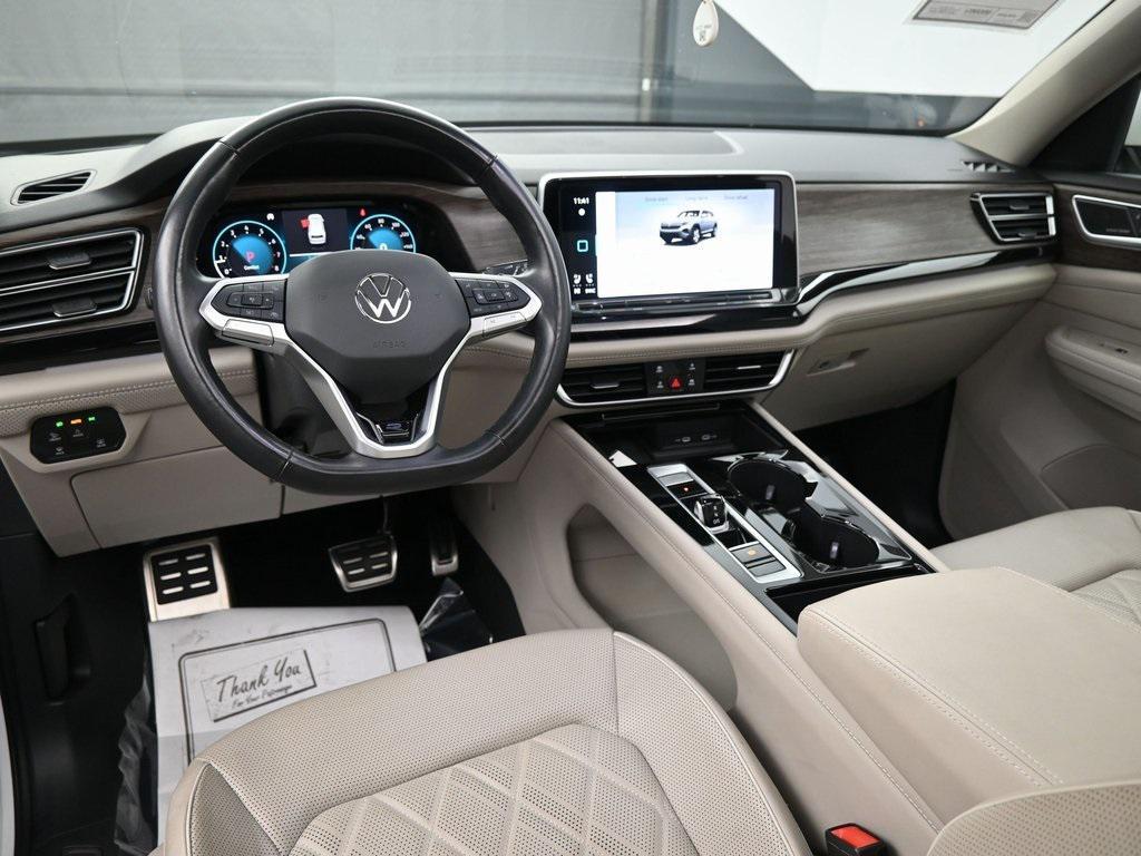 used 2024 Volkswagen Atlas car, priced at $33,998