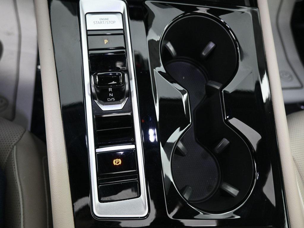 used 2024 Volkswagen Atlas car, priced at $33,998