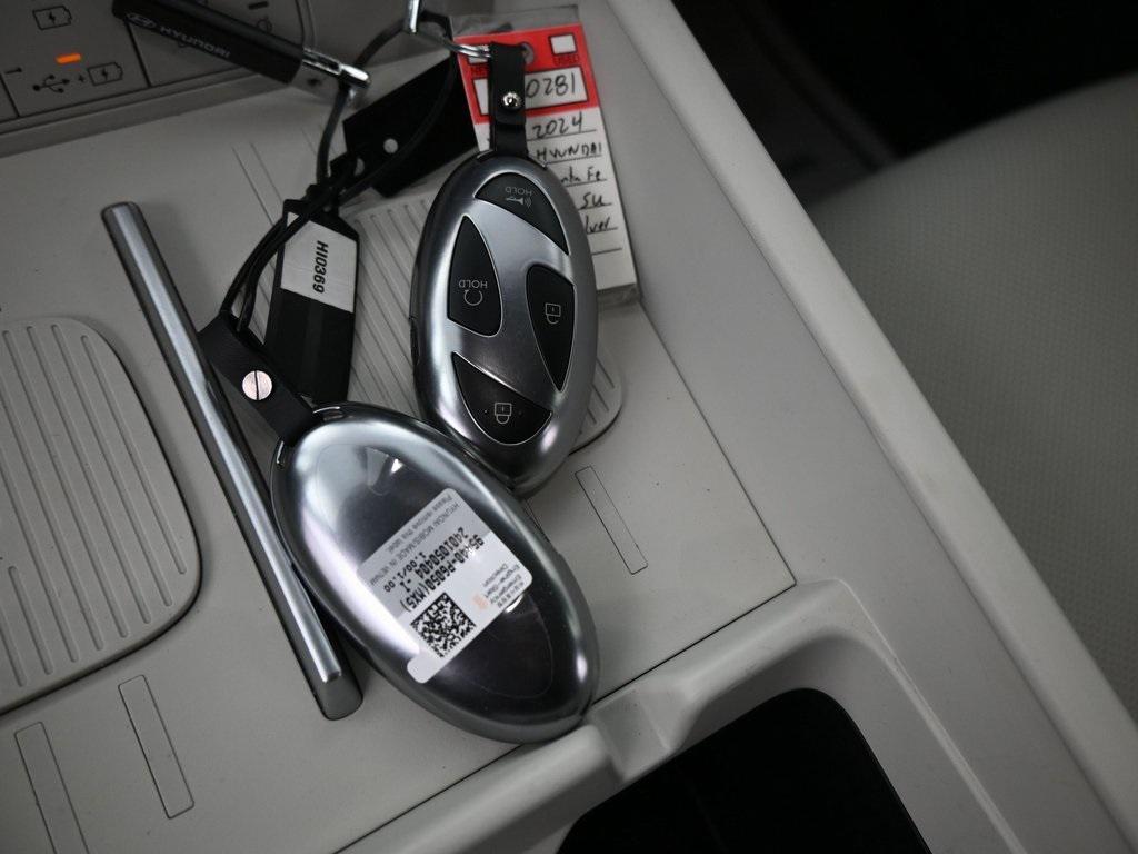 used 2024 Hyundai Santa Fe car, priced at $27,599