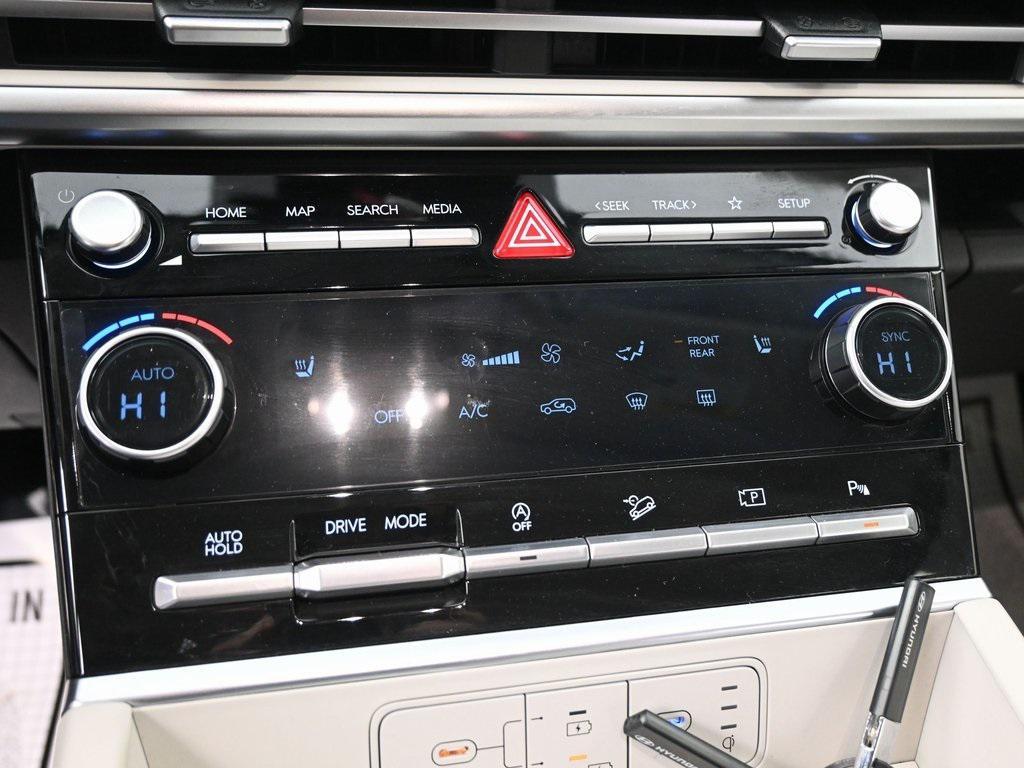 used 2024 Hyundai Santa Fe car, priced at $27,599