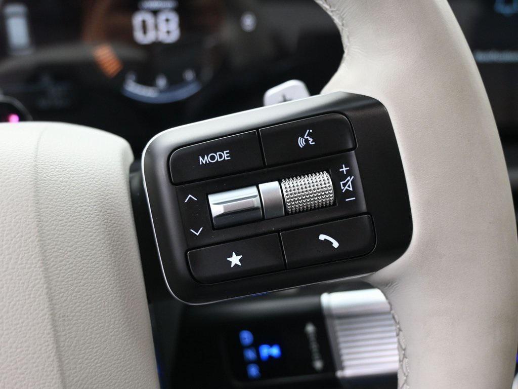 used 2024 Hyundai Santa Fe car, priced at $27,599