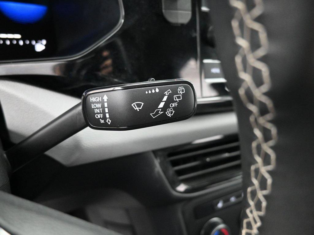 used 2022 Volkswagen Taos car, priced at $15,999