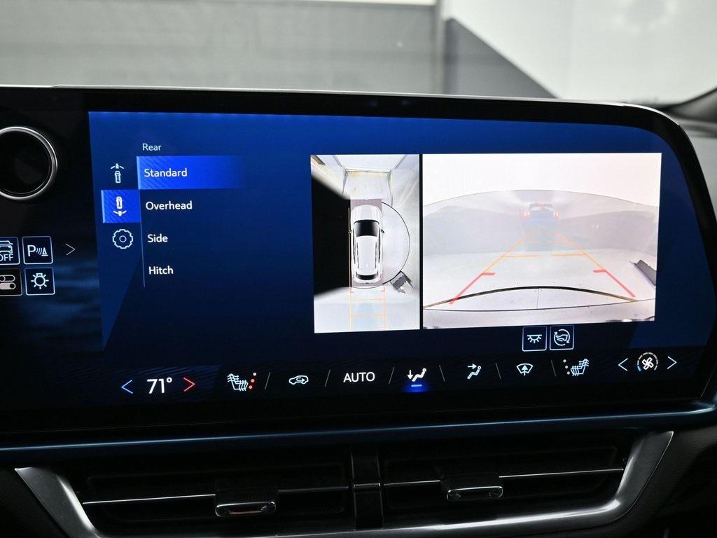 used 2024 Chevrolet Equinox EV car, priced at $22,998