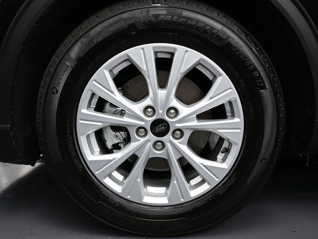 used 2024 Ford Escape car, priced at $19,499