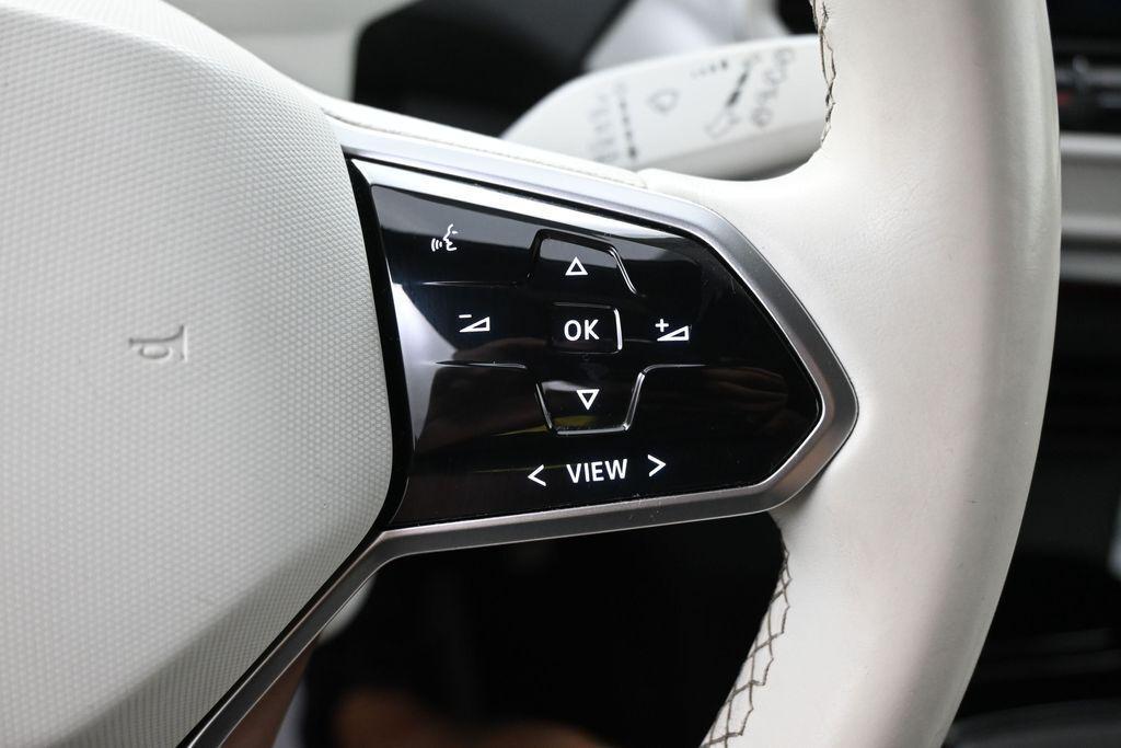 used 2021 Volkswagen ID.4 car, priced at $19,798