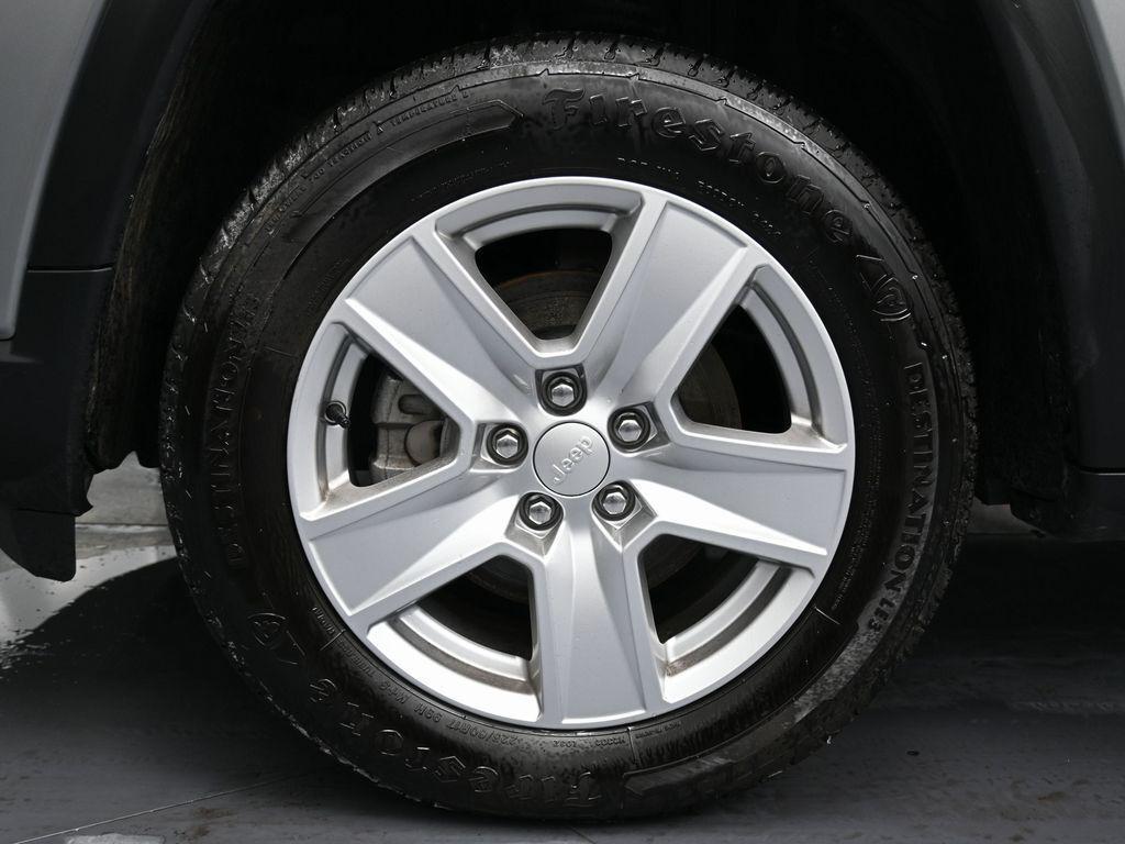 used 2022 Jeep Compass car, priced at $18,999