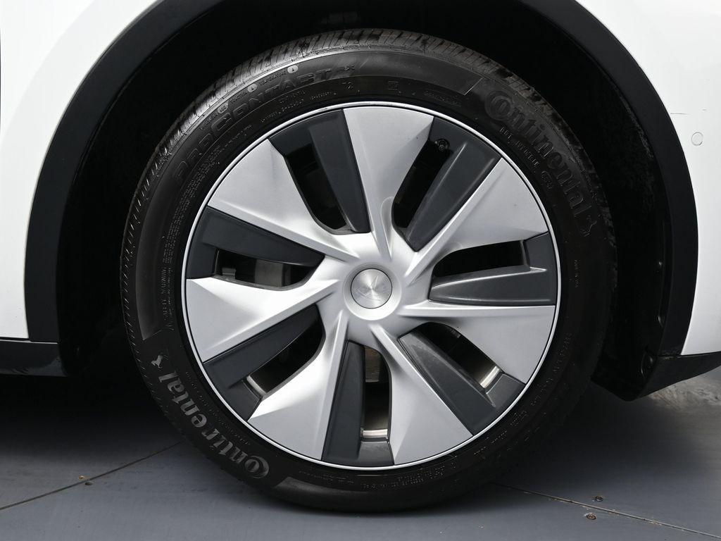 used 2022 Tesla Model Y car, priced at $25,999