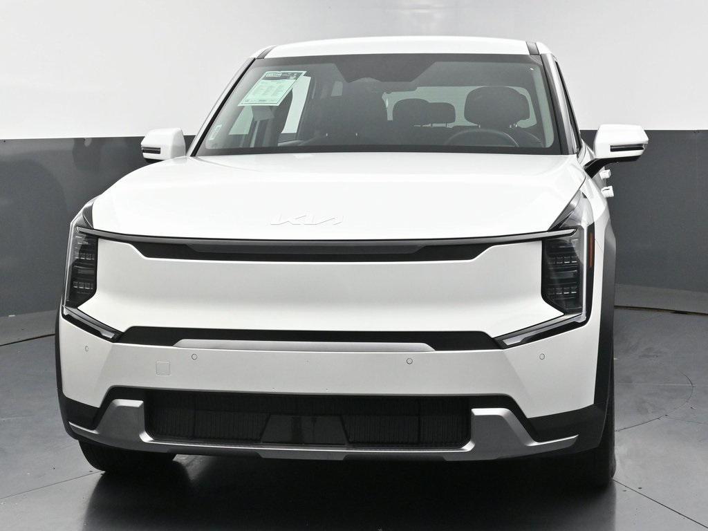 used 2024 Kia EV9 car, priced at $29,999
