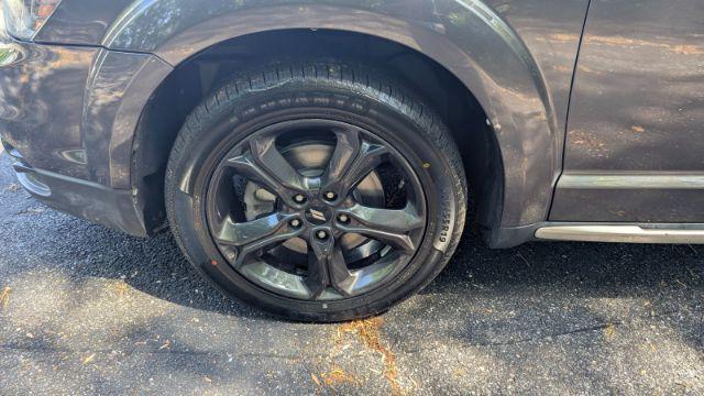 used 2020 Dodge Journey car, priced at $11,000