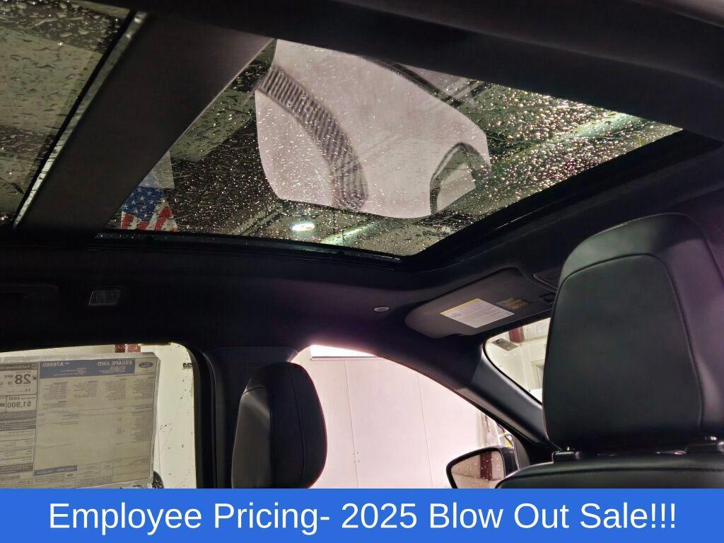 new 2025 Ford Escape car, priced at $32,022