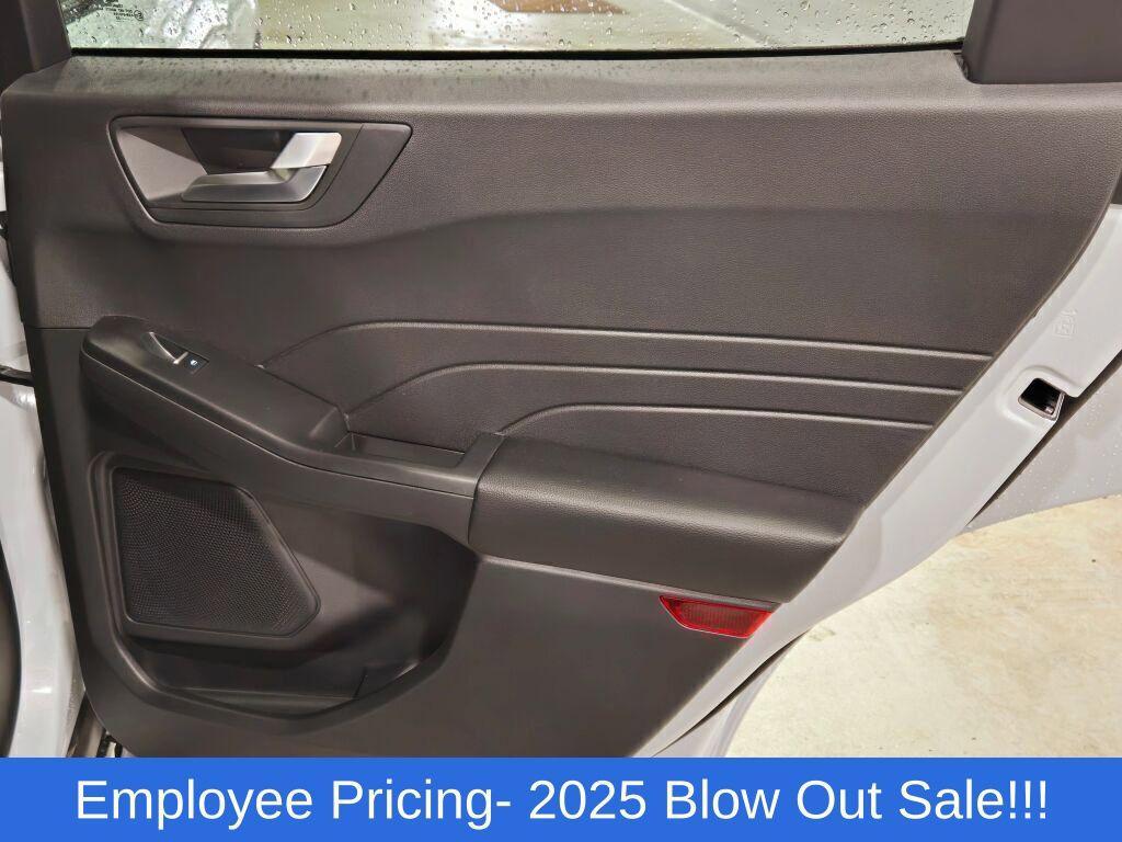 new 2025 Ford Escape car, priced at $32,022