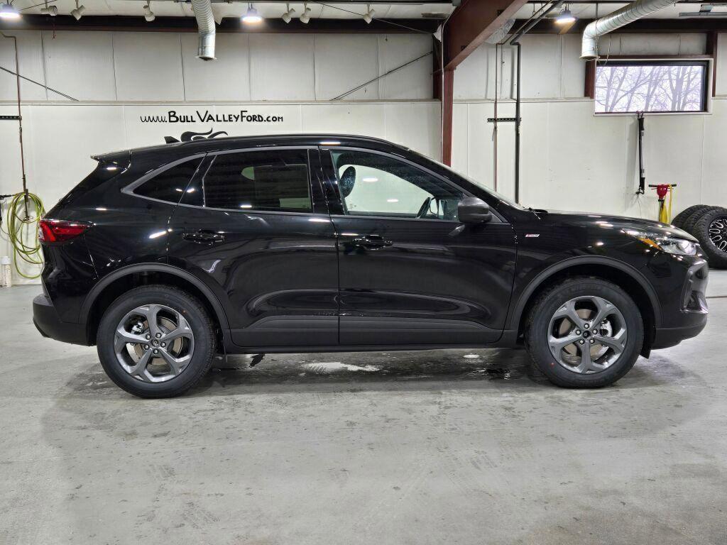 new 2025 Ford Escape car, priced at $35,599