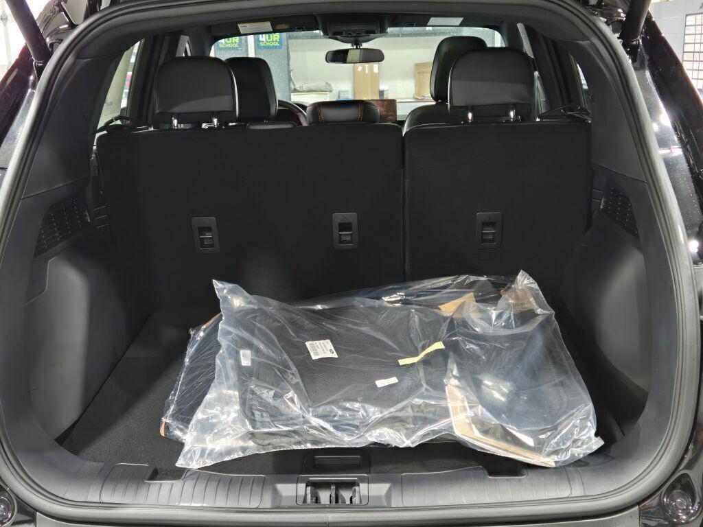 new 2025 Ford Escape car, priced at $35,599