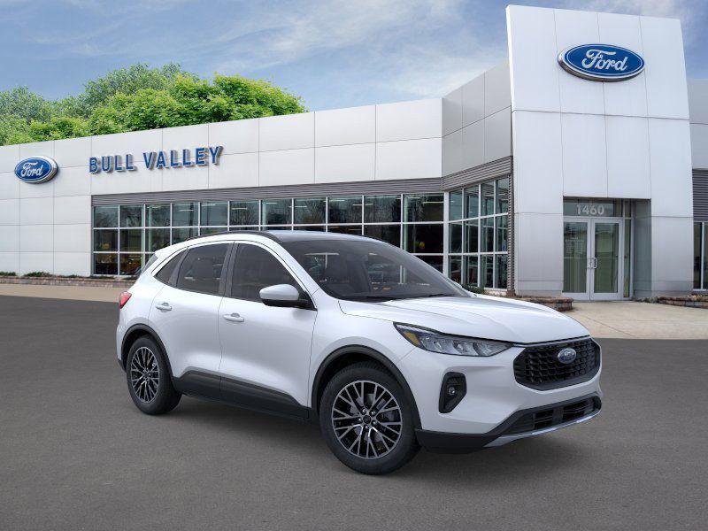 new 2025 Ford Escape PHEV car, priced at $27,895