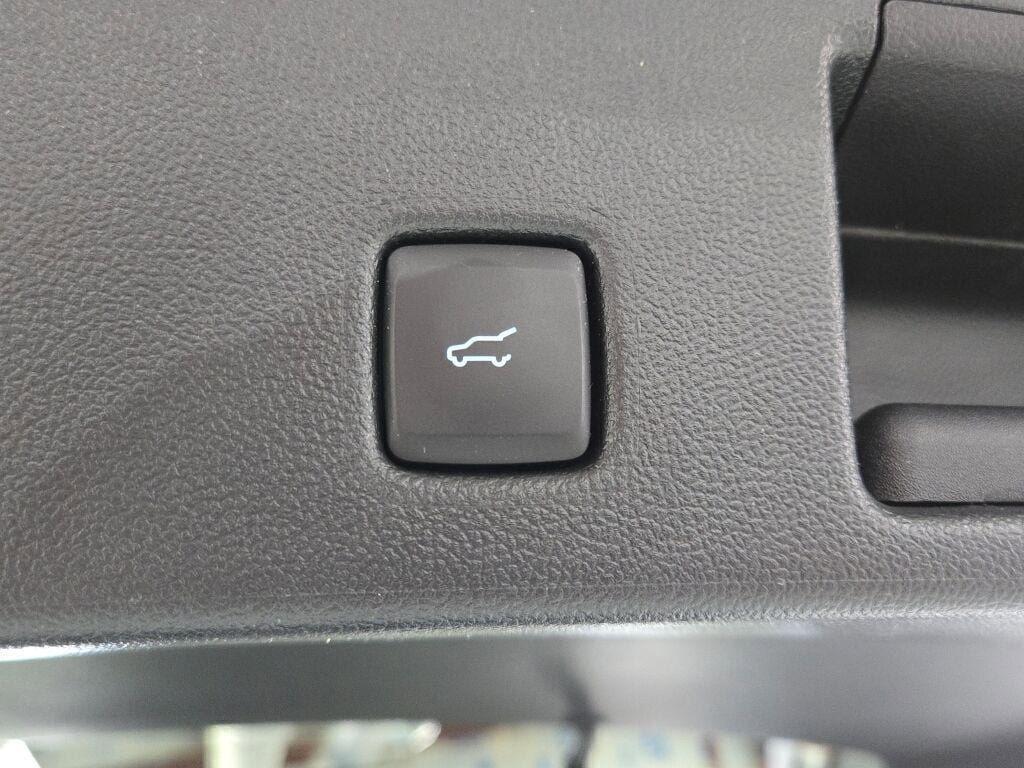 used 2023 Ford Escape car, priced at $25,202