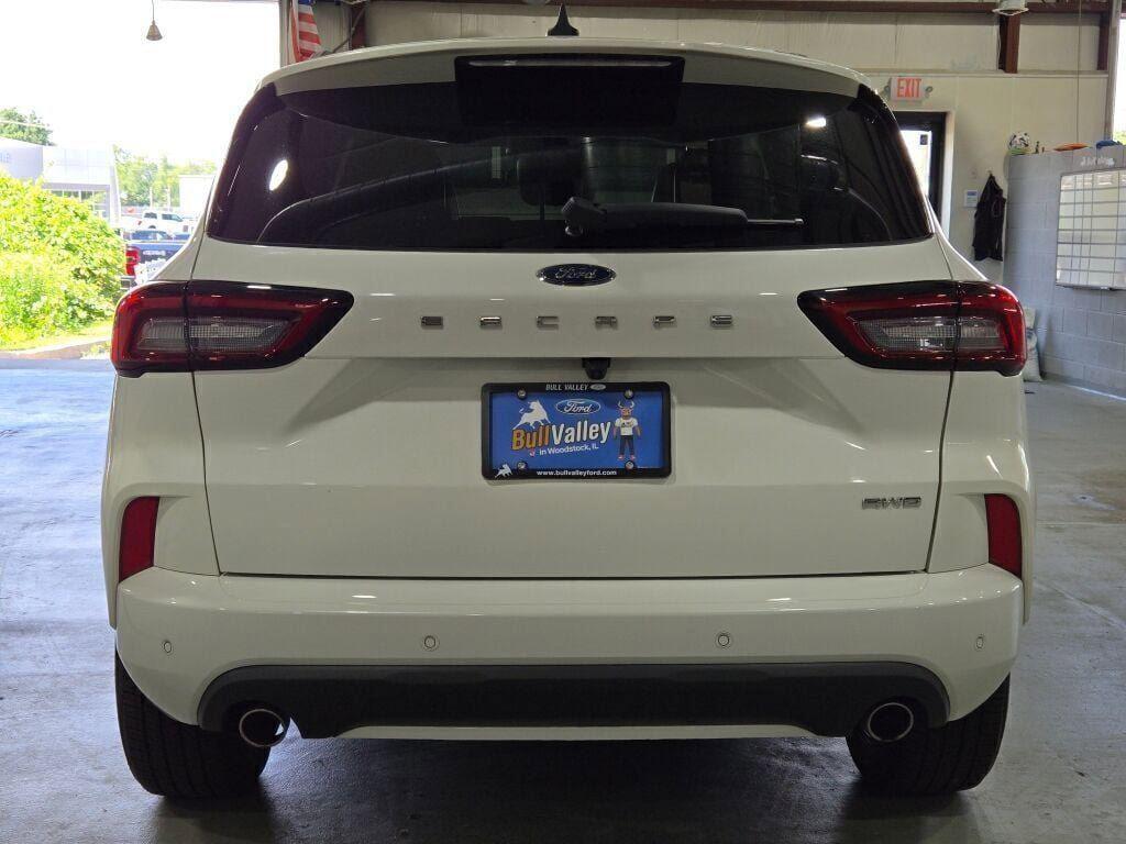 used 2023 Ford Escape car, priced at $25,202