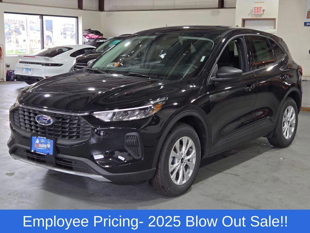 new 2025 Ford Escape car, priced at $28,195