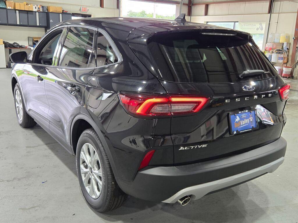 new 2025 Ford Escape car, priced at $24,335