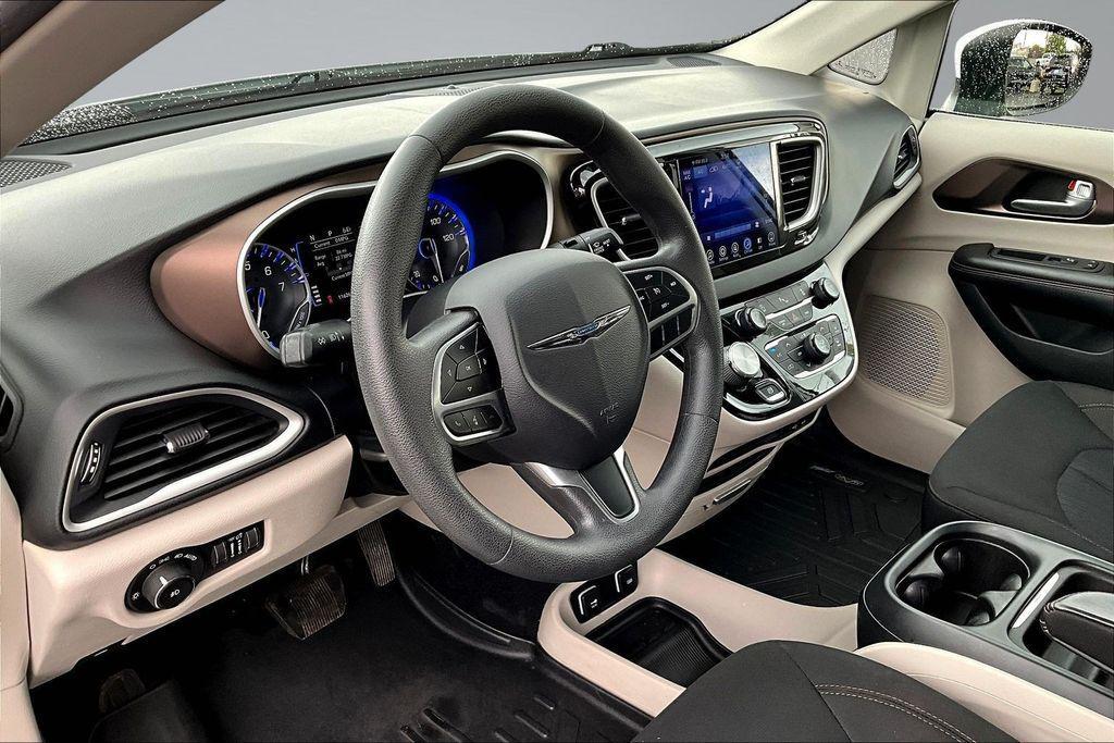 used 2017 Chrysler Pacifica car, priced at $12,999