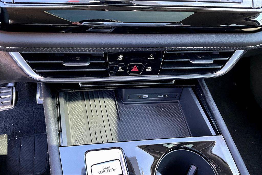 used 2025 Volkswagen Atlas car, priced at $44,408