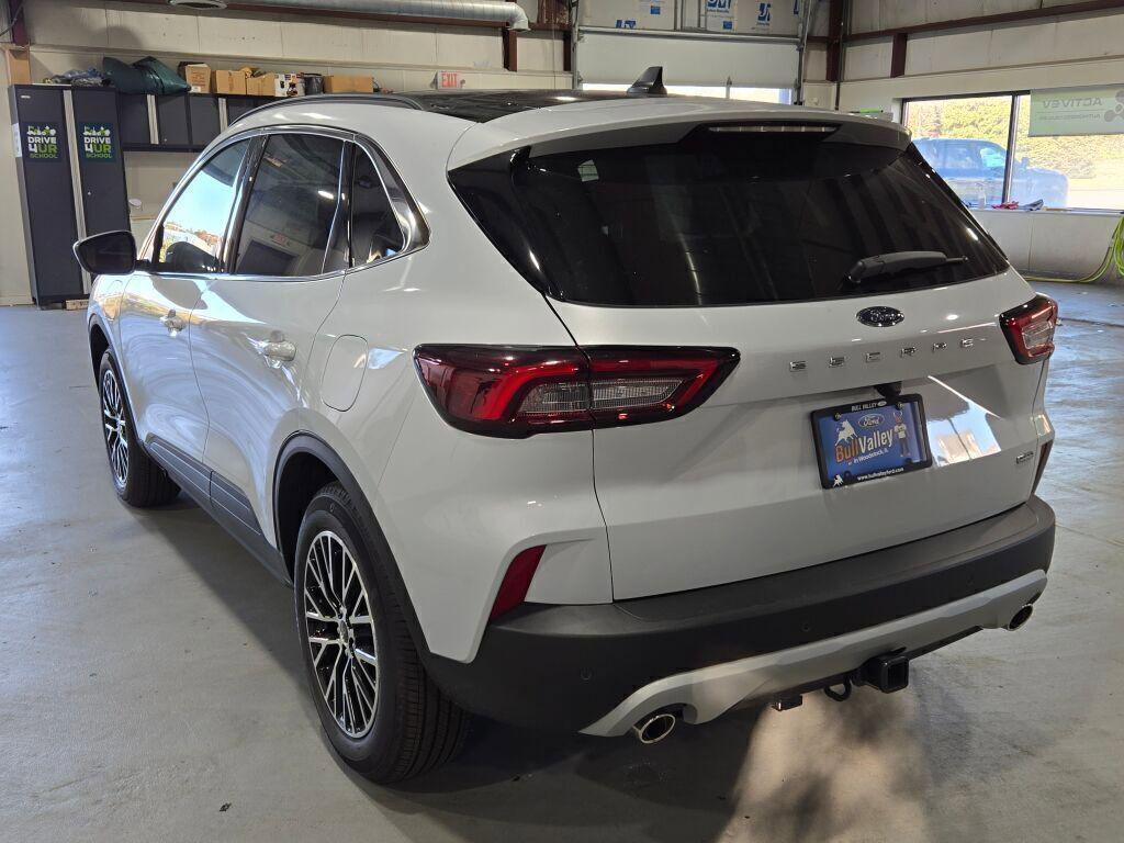 new 2025 Ford Escape PHEV car, priced at $32,598