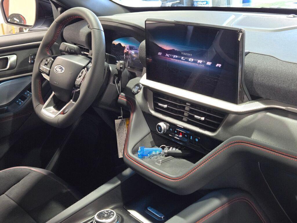 new 2025 Ford Explorer car, priced at $57,550