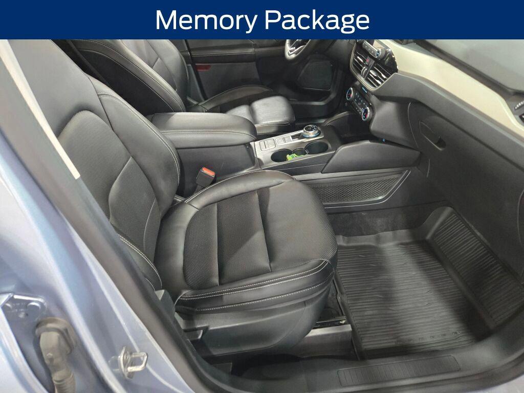 used 2022 Ford Escape car, priced at $20,799