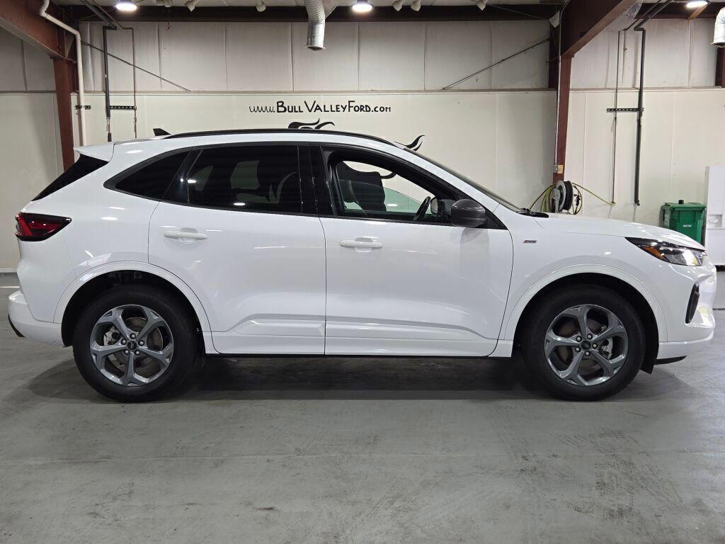 used 2023 Ford Escape car, priced at $19,499