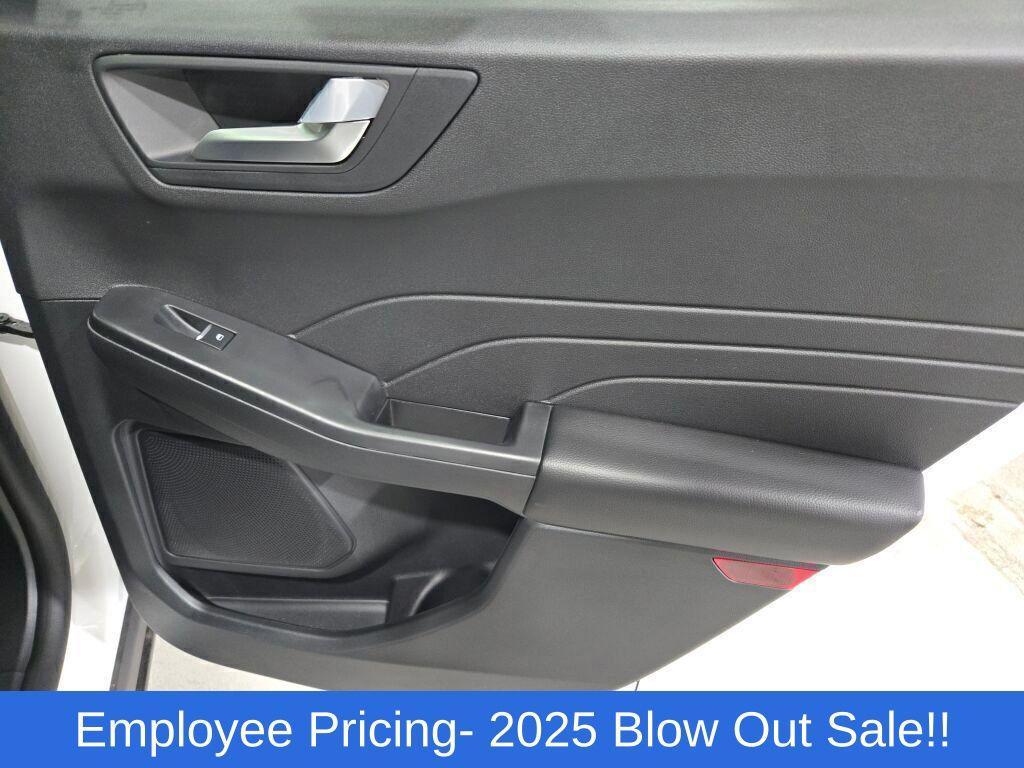 new 2025 Ford Escape car, priced at $32,413